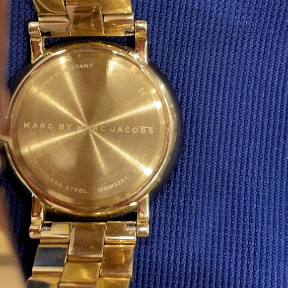 Marc Jacobs Wrist Watch - Picture 4 of 5